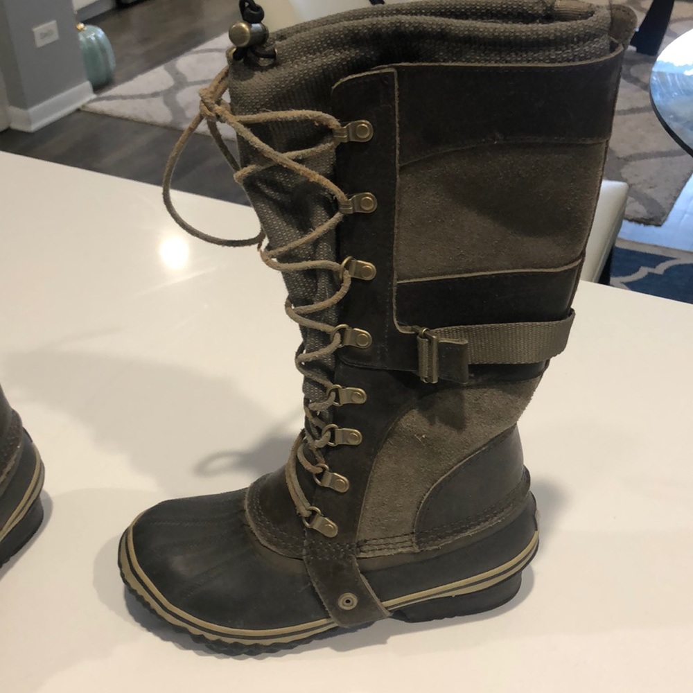 SOREL winter boots- great condition